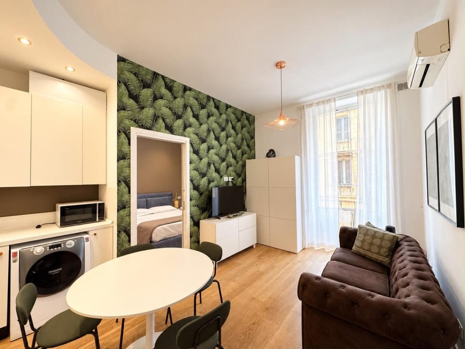 Toffee Mombello - Seven Suites Sanremo Apartment in Sanremo