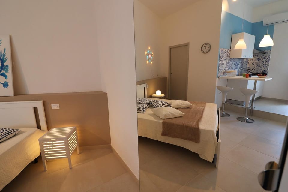 Living room, Bedroom