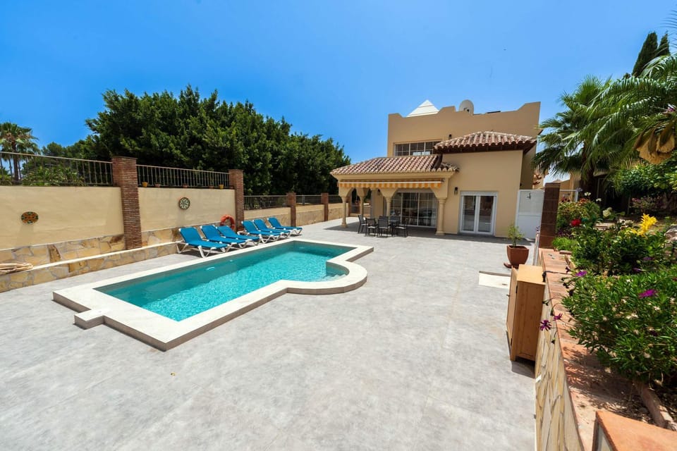 Villa del Miso Villa in Nerja