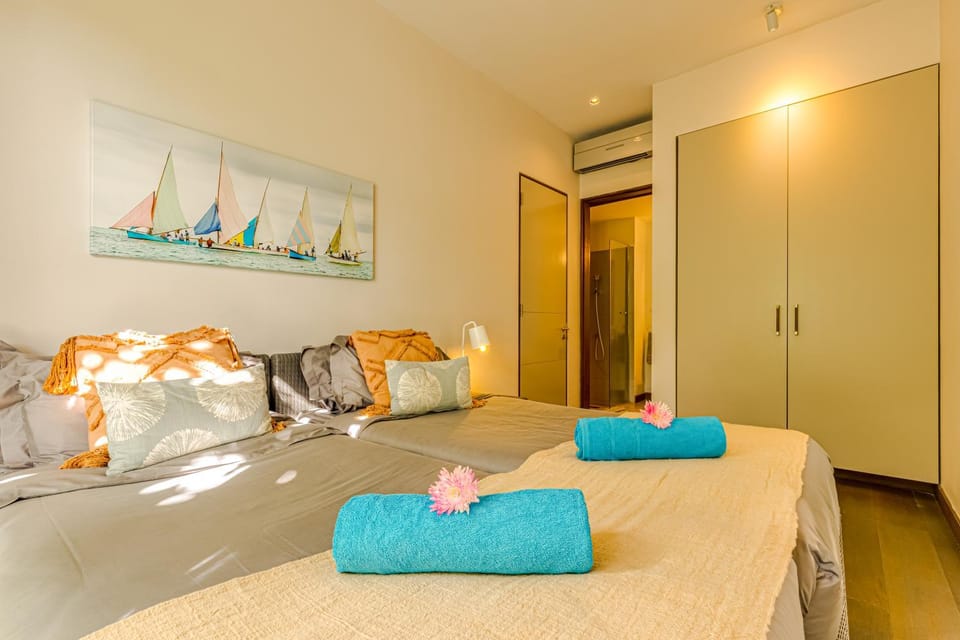 Bed, Bedroom, wardrobe
