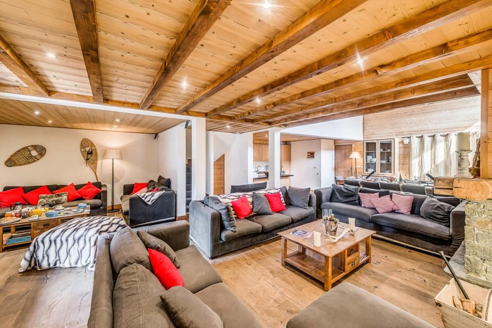 Chalet Whistler - Chalet 5 - 170m2 - 6 chambres, 6 salles de bain, sauna et jacuzzi MAE-3404 Chalet in Tignes