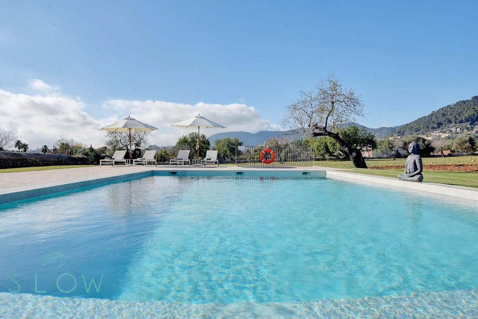 Villa Son Guinyol by Slow Villas Villa in Alaró