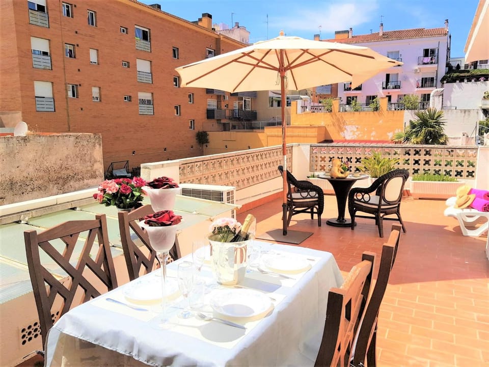 Patio, Balcony/Terrace, sunbed