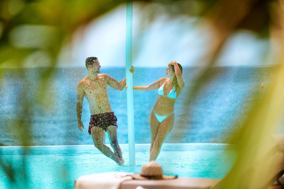 People, Entertainment