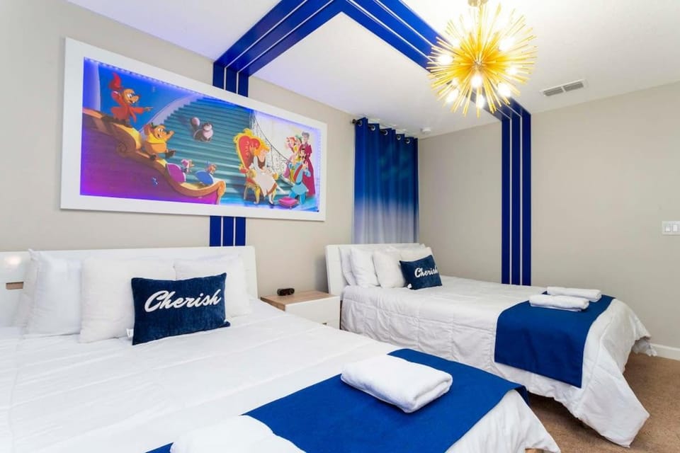 Bed, Photo of the whole room, Bedroom