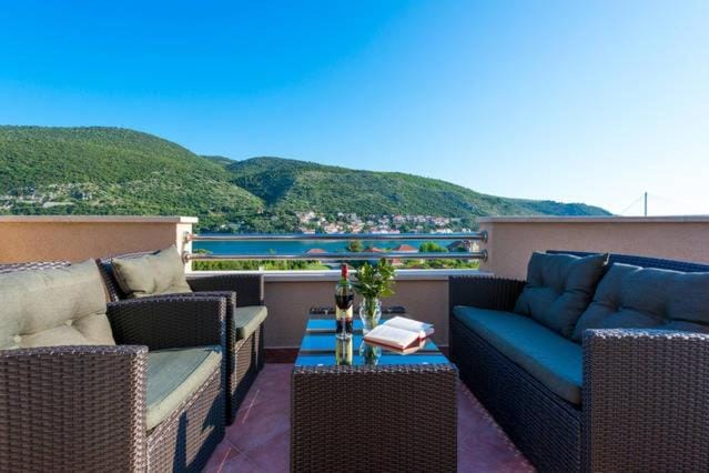 Du Lux Apartment 2 Apartment in Dubrovnik-Neretva County
