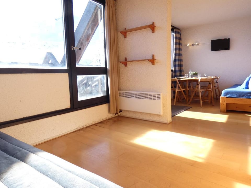 Studio 4 pers. avec balcon au sud, à Piau-Engaly, cuisine équipée et accès direct aux pistes - FR-1-457-155 Apartment in Saint-Lary-Soulan