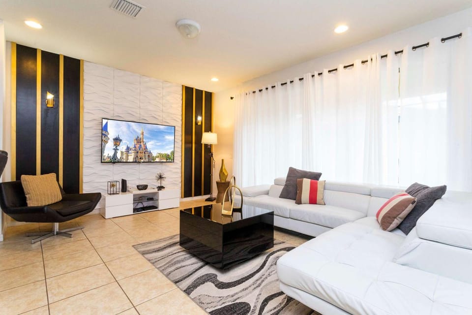 9035RS-SVH Amazing Townhome for your family! House in Four Corners