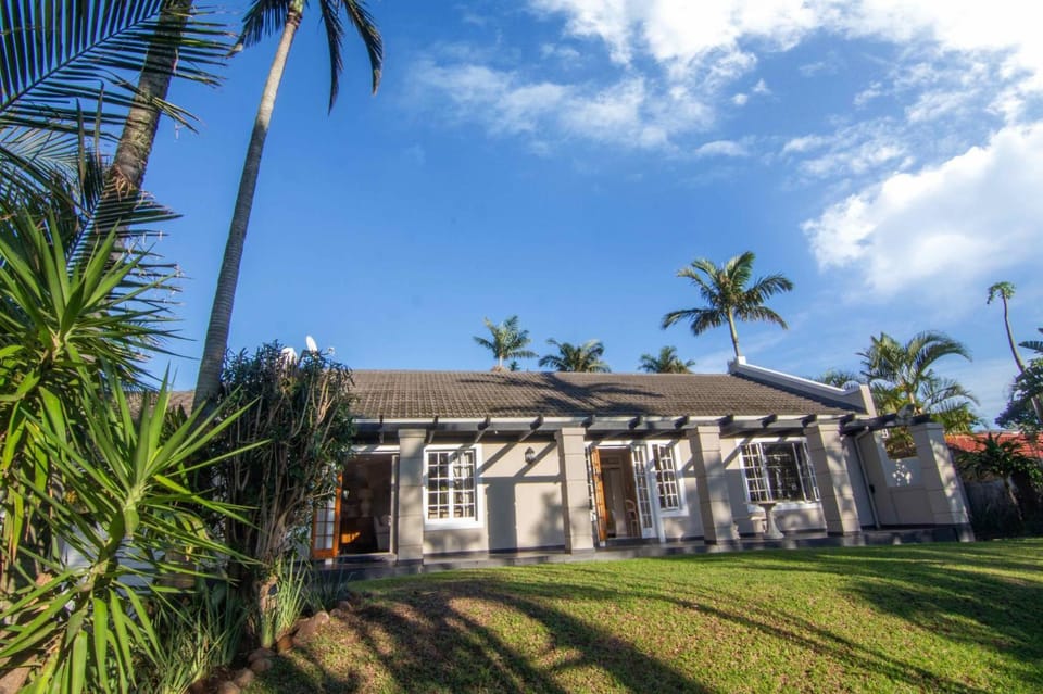 Property building, Patio, Fishing, Garden, Golfcourse, Snorkeling, Lounge or bar, Windsurfing, Canoeing, Cycling, Diving, Evening entertainment, Swimming pool