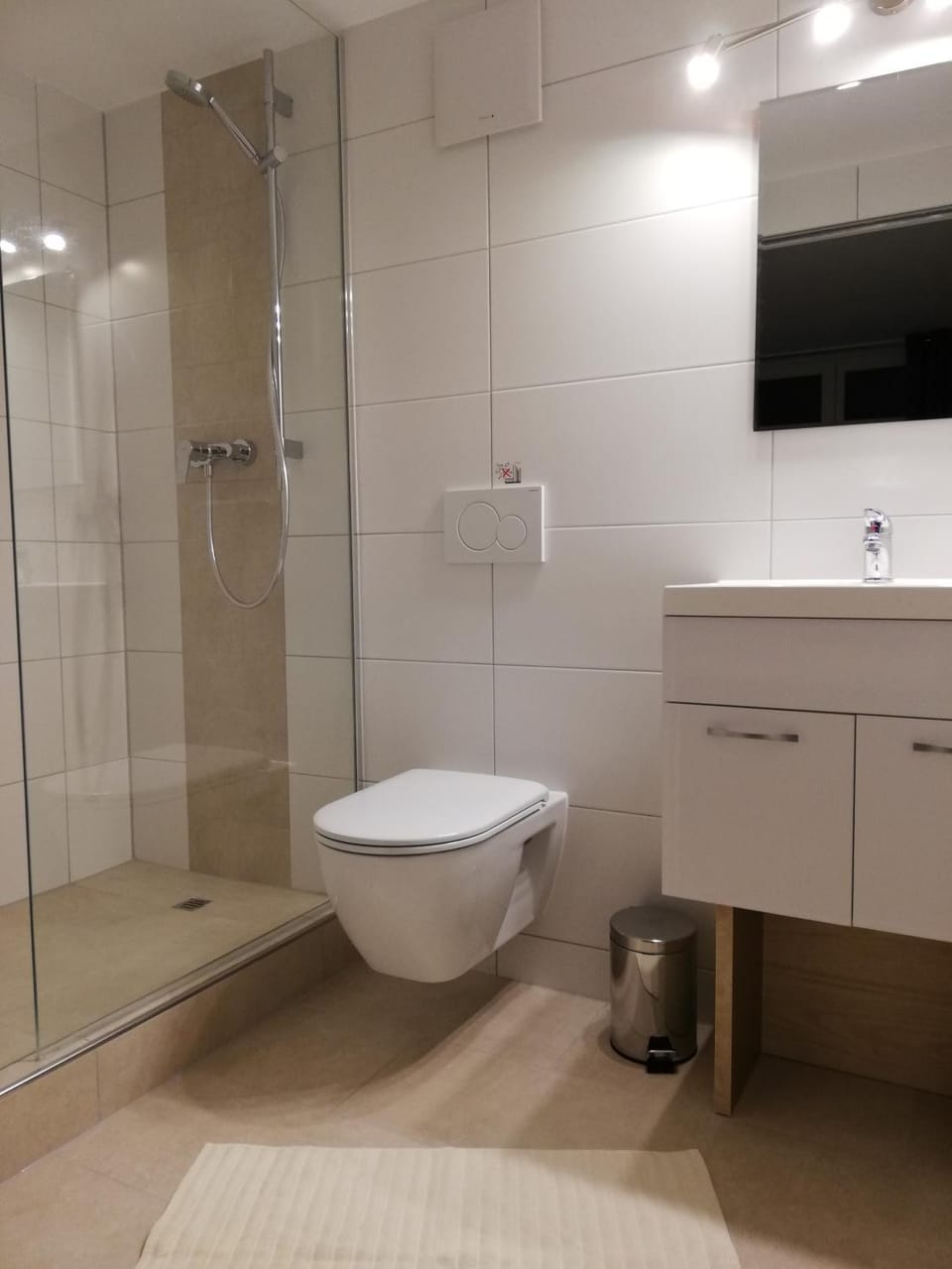 Shower, Toilet, Bathroom