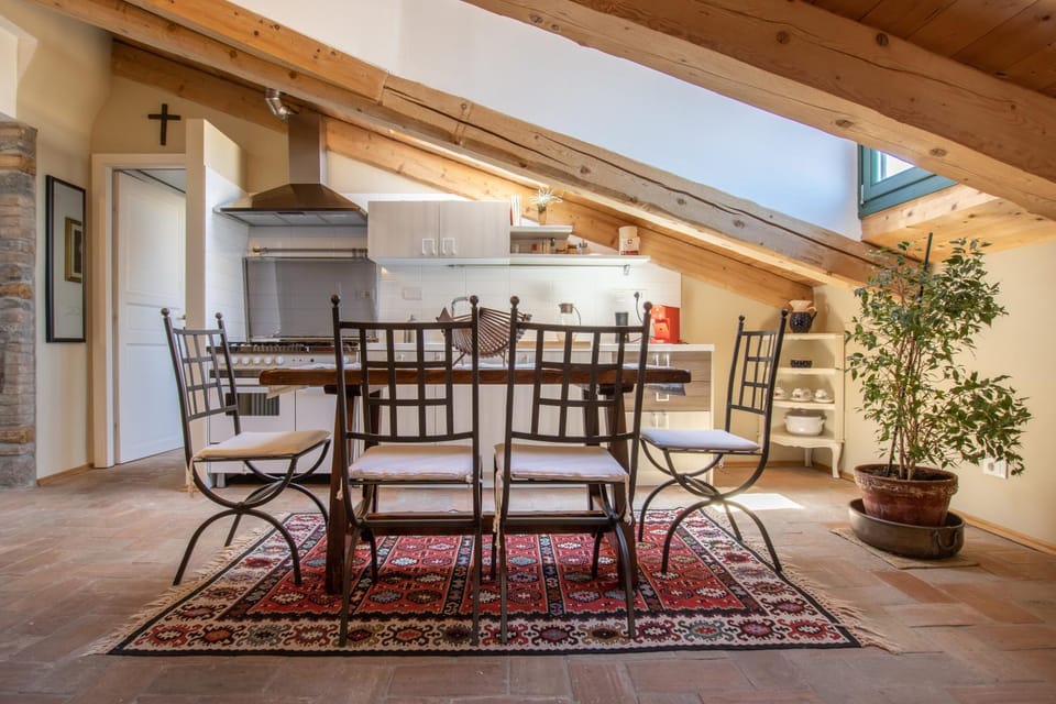 Summer, Kitchen or kitchenette, Dining area, Lunch