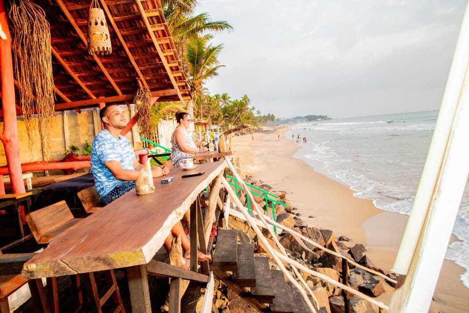 Brother's Beach Home Bed and Breakfast in Southern Province