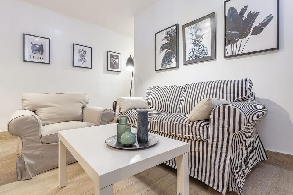 ELEGANTE APT DE DISEÑO 2 HAB SEVILLA WIFI-5 PAX Apartment in Seville