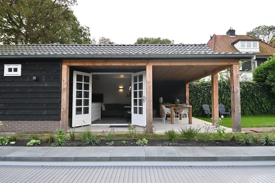 BBQ facilities, Garden, Pool view