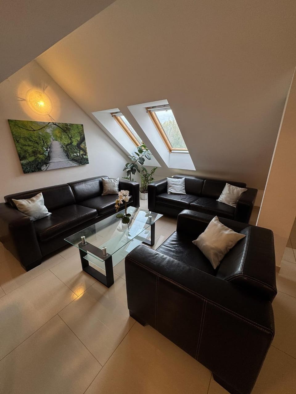 Communal lounge/ TV room