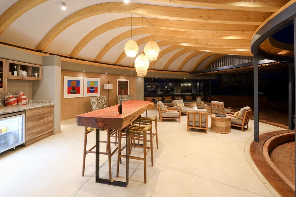 Lounge or bar