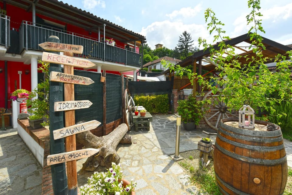 CASA APPARTAMENTO VACANZE La fermata delle rondini Apartment in Piedmont