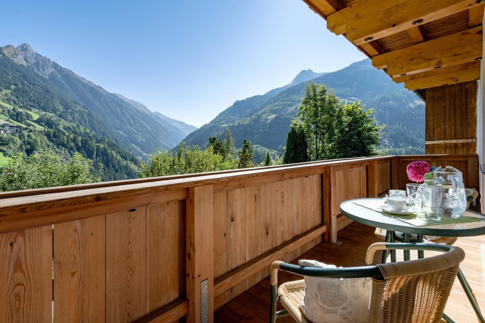 View (from property/room), View (from property/room), Balcony/Terrace, Mountain view, Mountain view