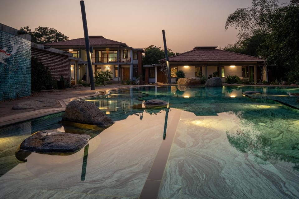Day, Natural landscape, Swimming pool