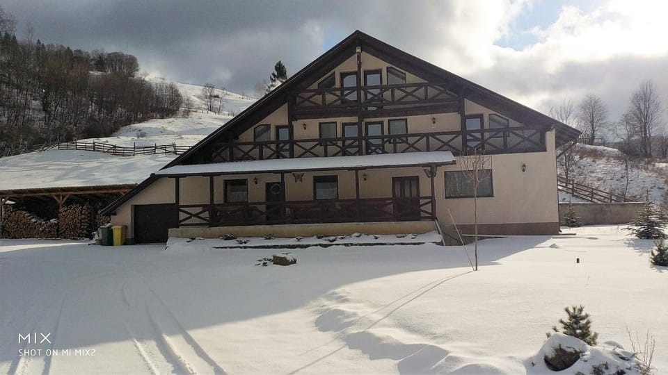 Property building, Winter
