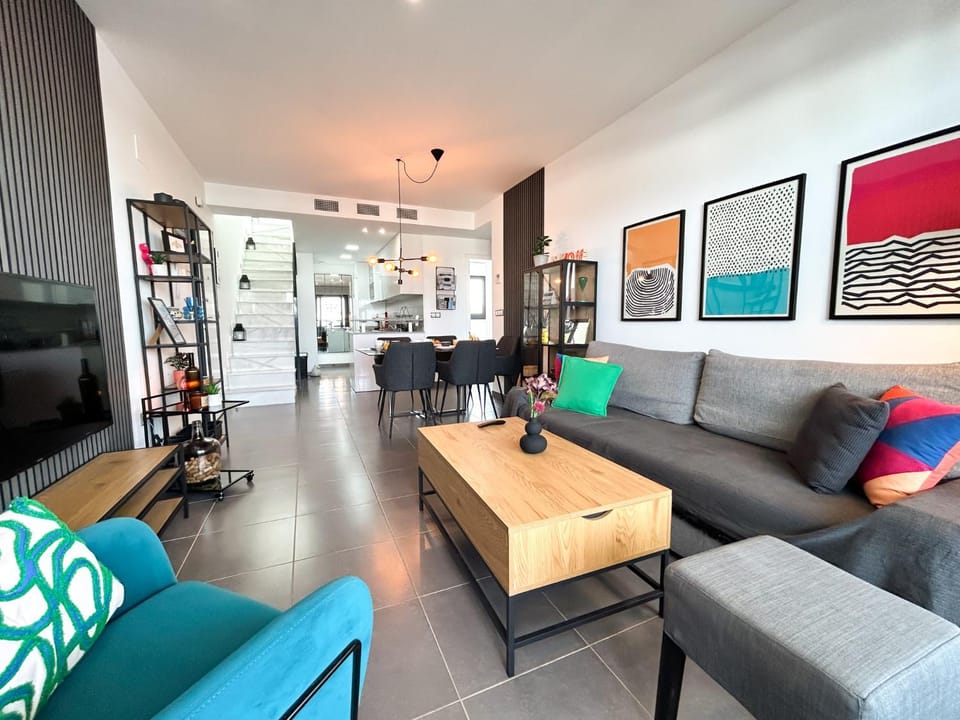 TV and multimedia, Living room, Seating area