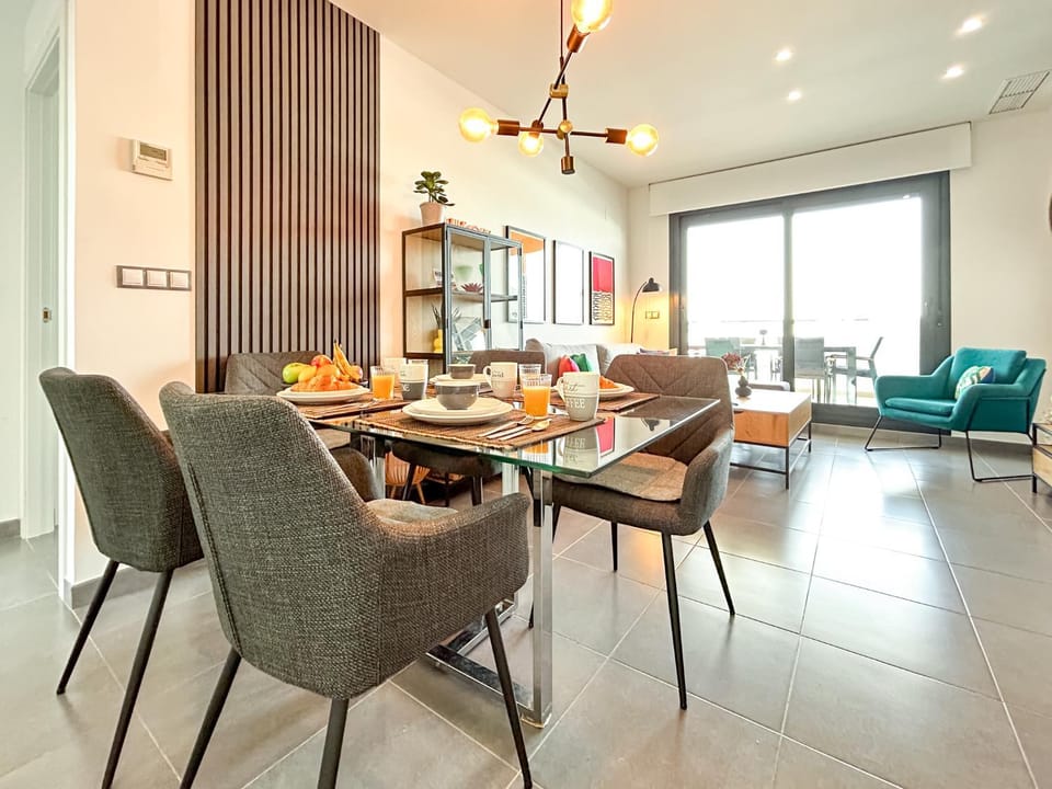 Living room, Dining area