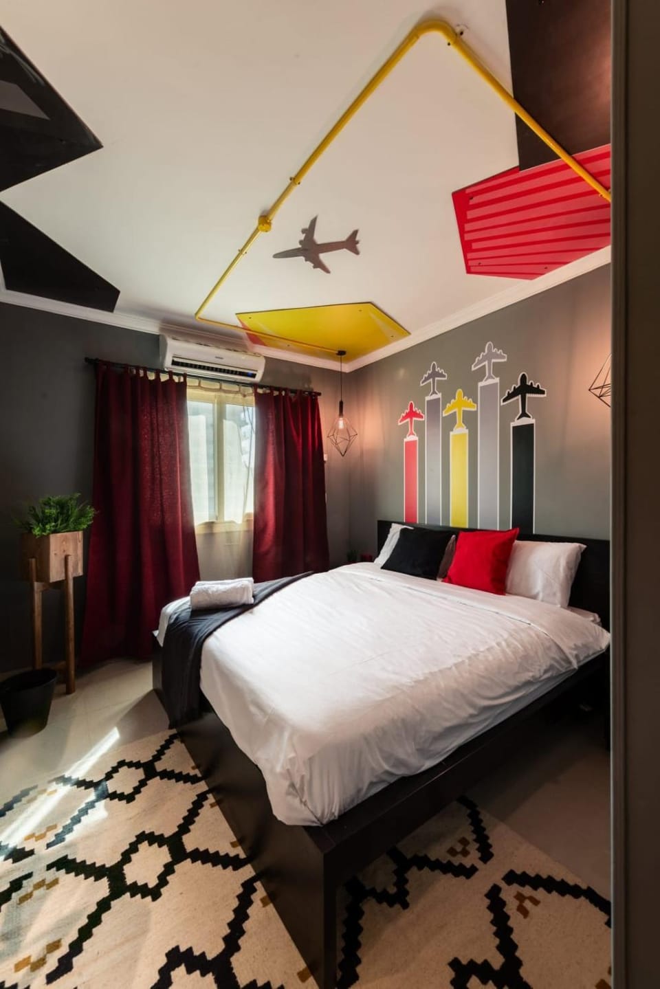 Bed, Bedroom