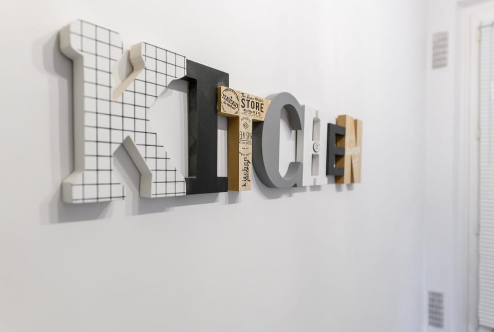 Daumier - New 2 Bdrs Flat near la Seine Apartment in Paris