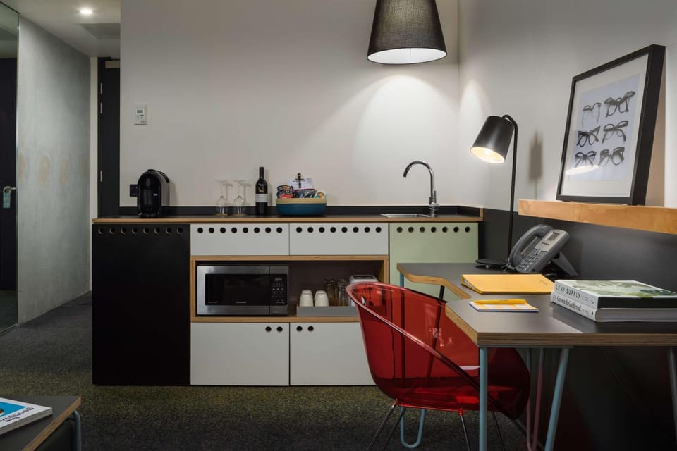 Coffee/tea facilities, Kitchen or kitchenette