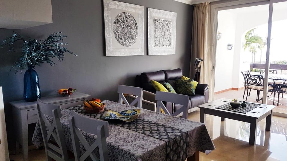 Modern Duquesa 2 Bed Outstanding view of sea golf Apartment in Costa del Sol