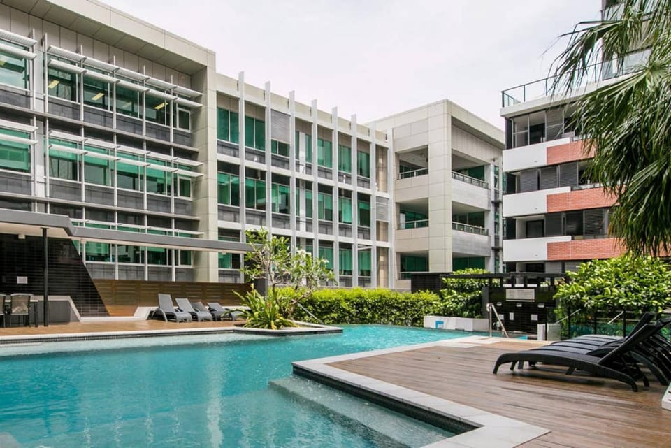 Swimming pool, Swimming pool
