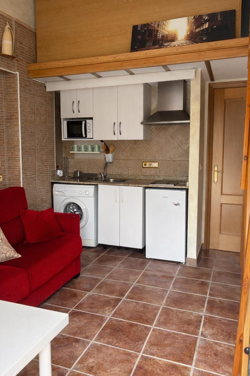 Kitchen or kitchenette