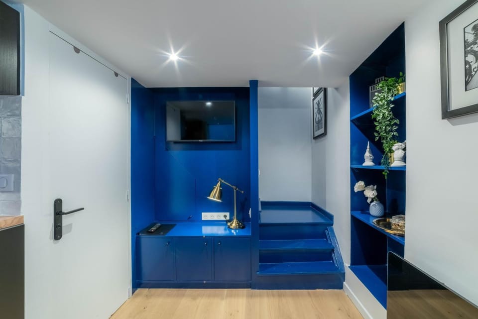 Architect's Duplex - Haut Marais Apartment in Paris