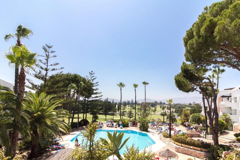 Garden view, Pool view, Swimming pool