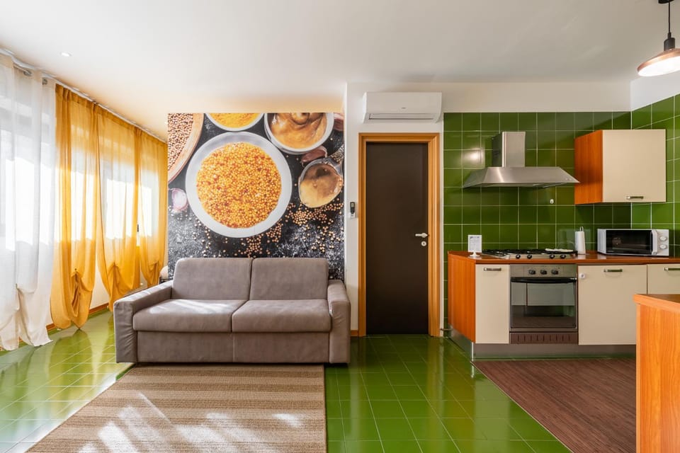 Kitchen or kitchenette, Living room, Dining area, pet friendly, stove