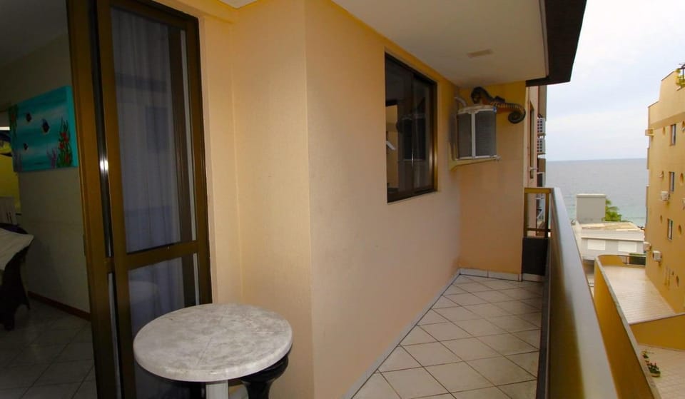 1030 Apartamento com vista para o Mar na Praia de Bombinhas Apartment in Bombinhas