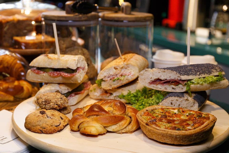 Food and drinks, Food, Breakfast