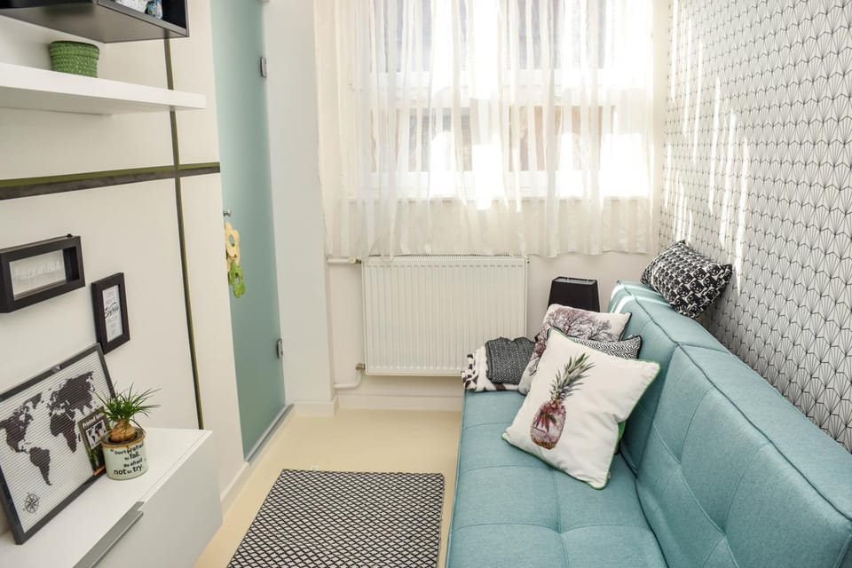Shower, Bedroom