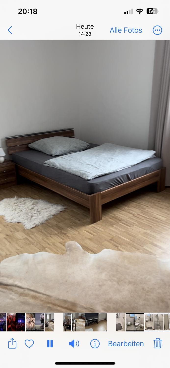 Bed, Photo of the whole room
