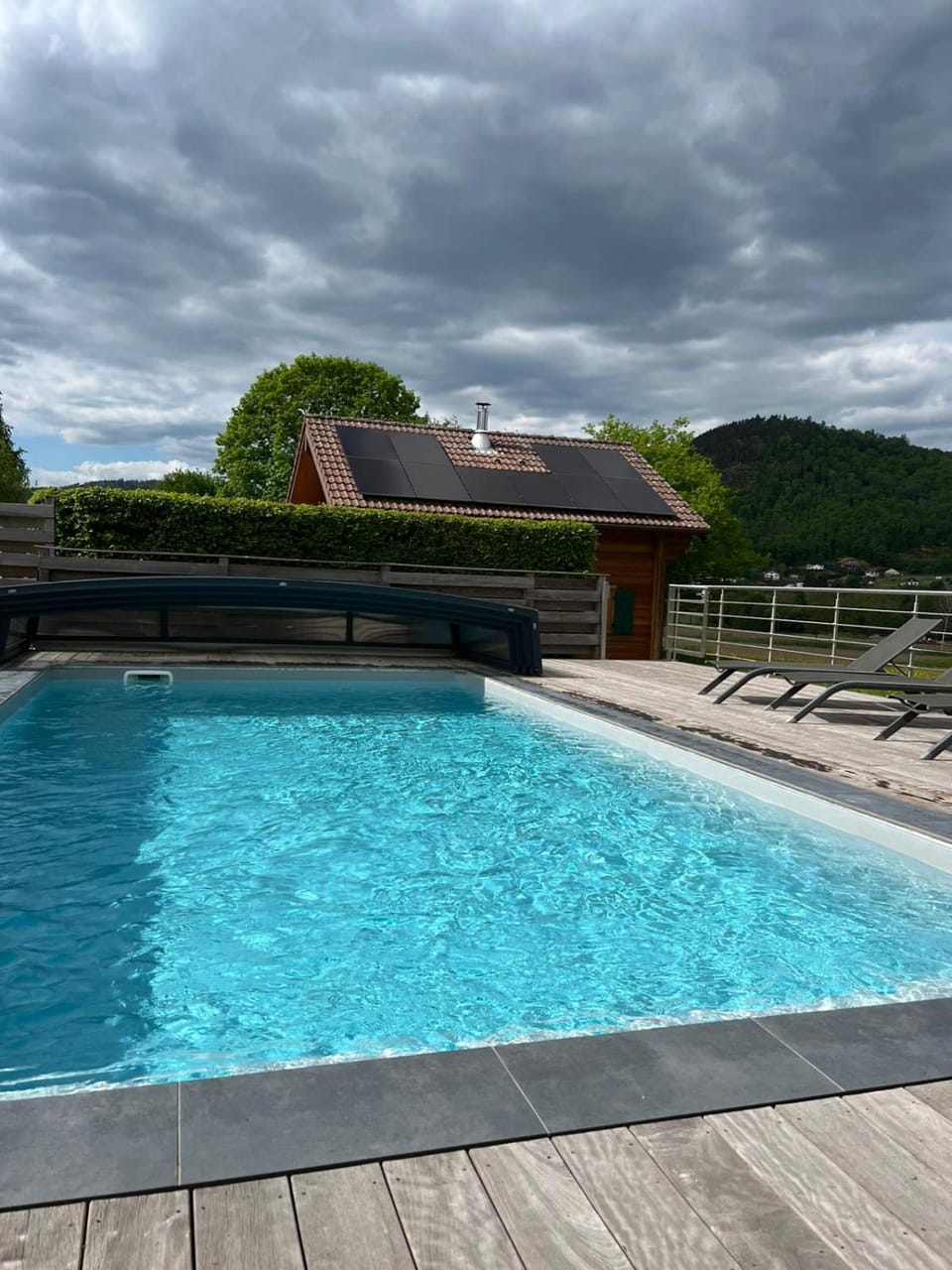 Chalet avec Jacuzzi et Piscine, déco soignée esprit cocooning Chalet in Vosges