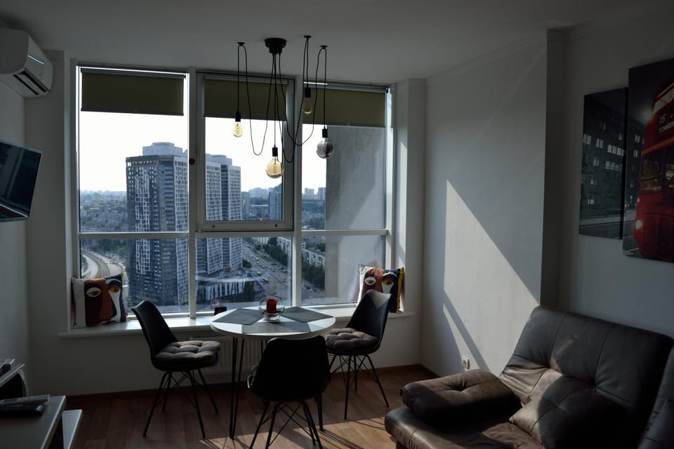 Kitchen or kitchenette, Living room, Dining area