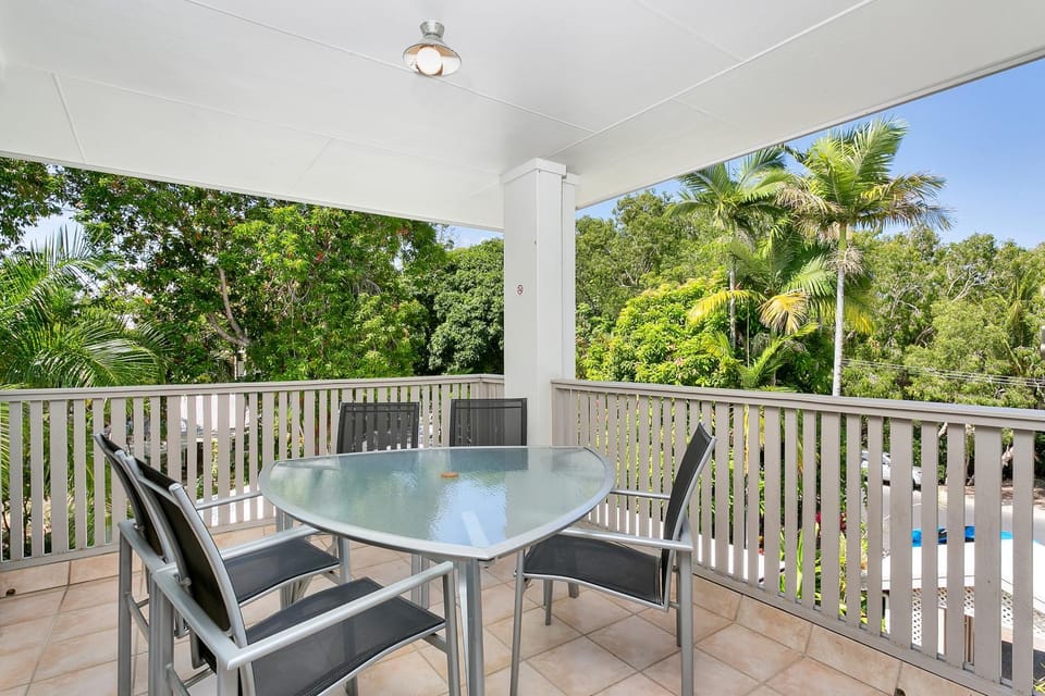 Day, Garden, Balcony/Terrace