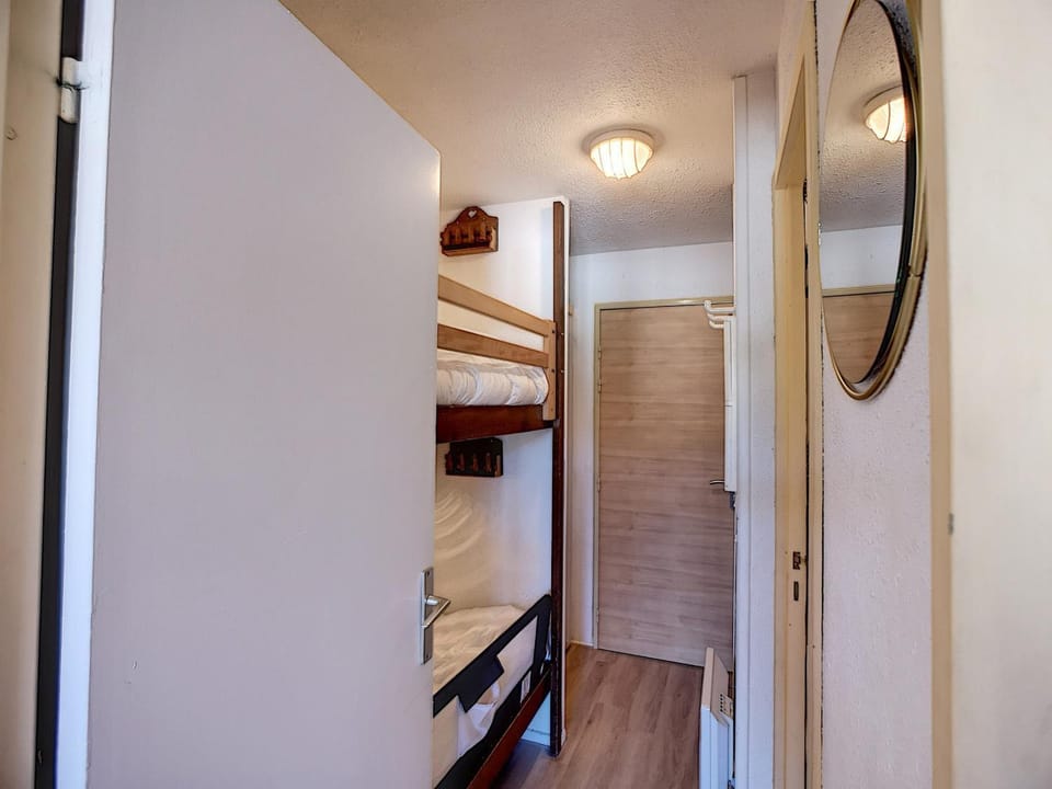 Studio cabine 4 pers au pied des pistes aux Menuires - FR-1-178-338 Cabin in Les Allues