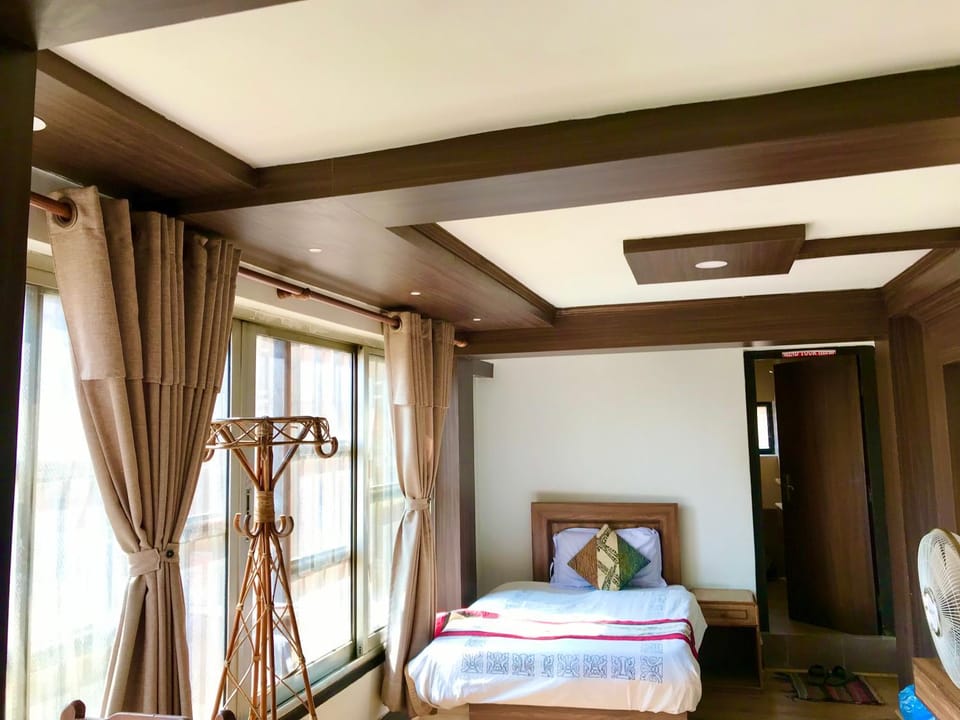 Bathroom, Photo of the whole room, bunk bed