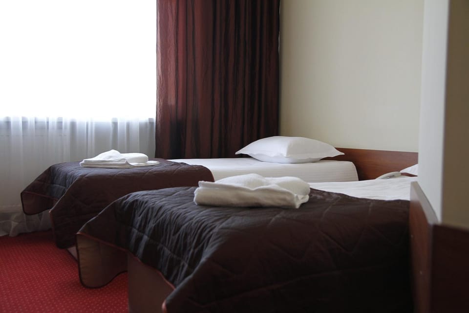 Day, Photo of the whole room