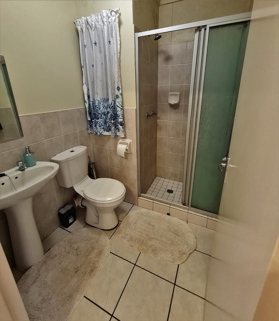 Apartments in Menlyn Maine, at Menlyn Place Apartment in Pretoria