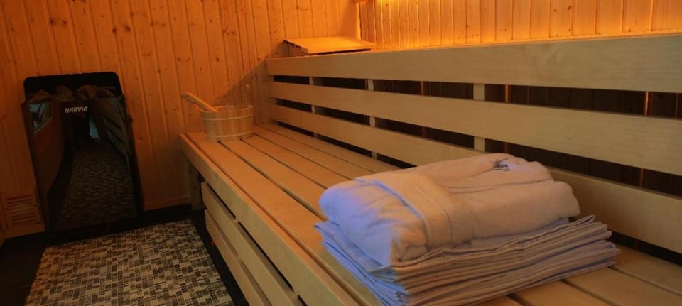 Chatky u potoka - chatička č1 - Orlické hory, wellness pobyty, sud, sauna, masáže Chalet in Lower Silesian Voivodeship