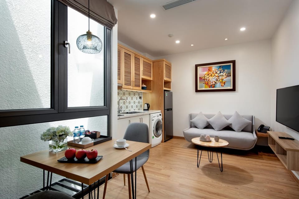 Kitchen or kitchenette, Living room