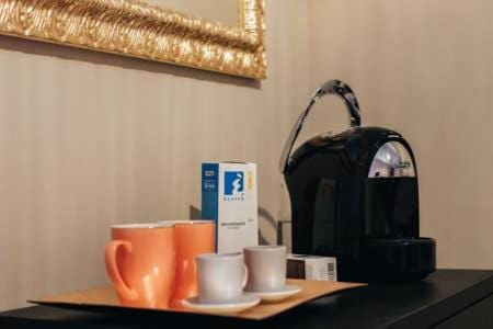 Flores Home Apartment in Bari