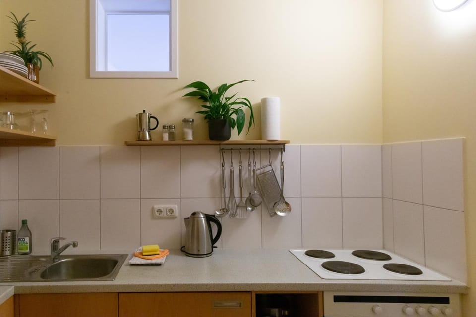 Coffee/tea facilities, Kitchen or kitchenette